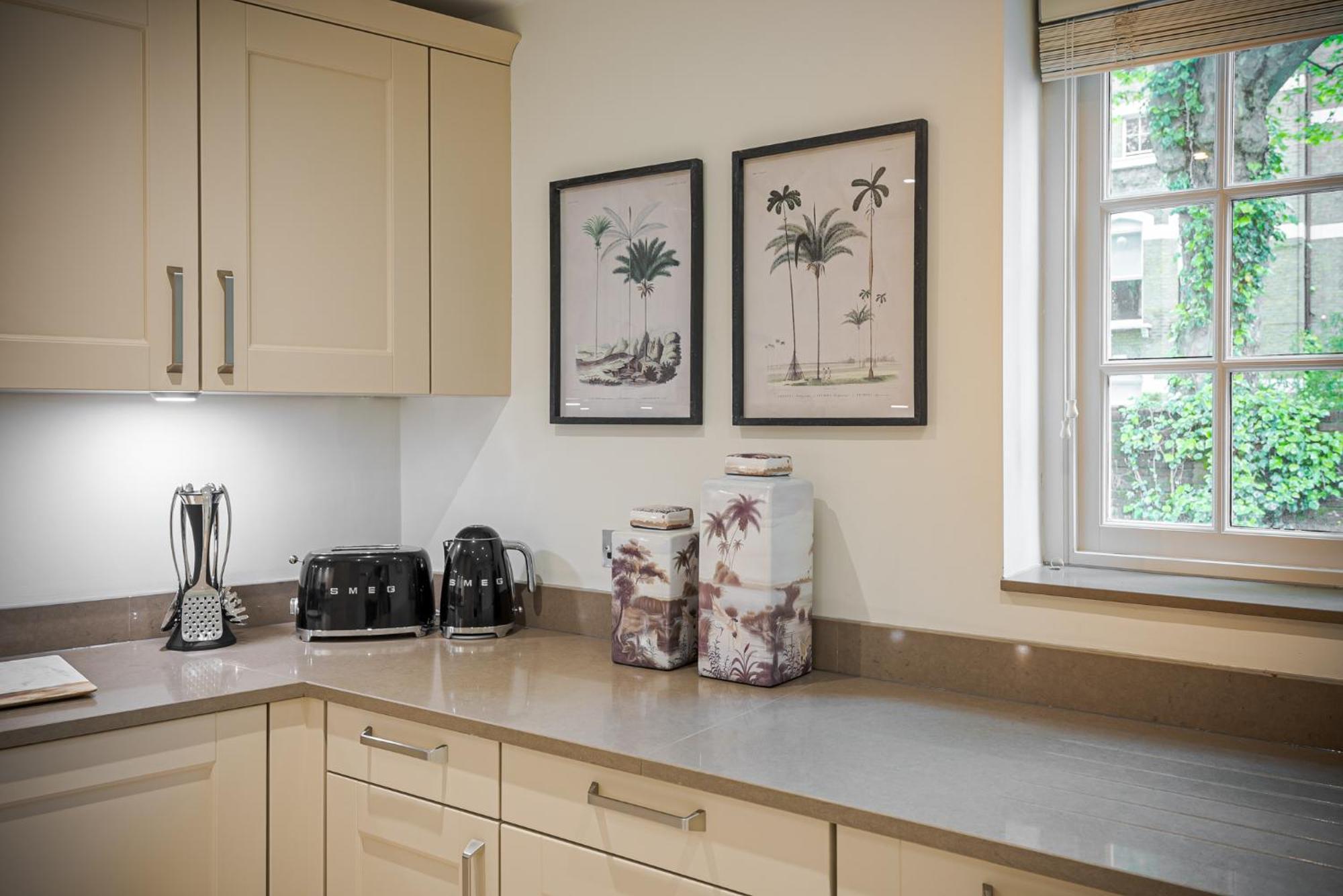 Modern 3 Bedroom Luxury House With Garage In Central Londra Esterno foto