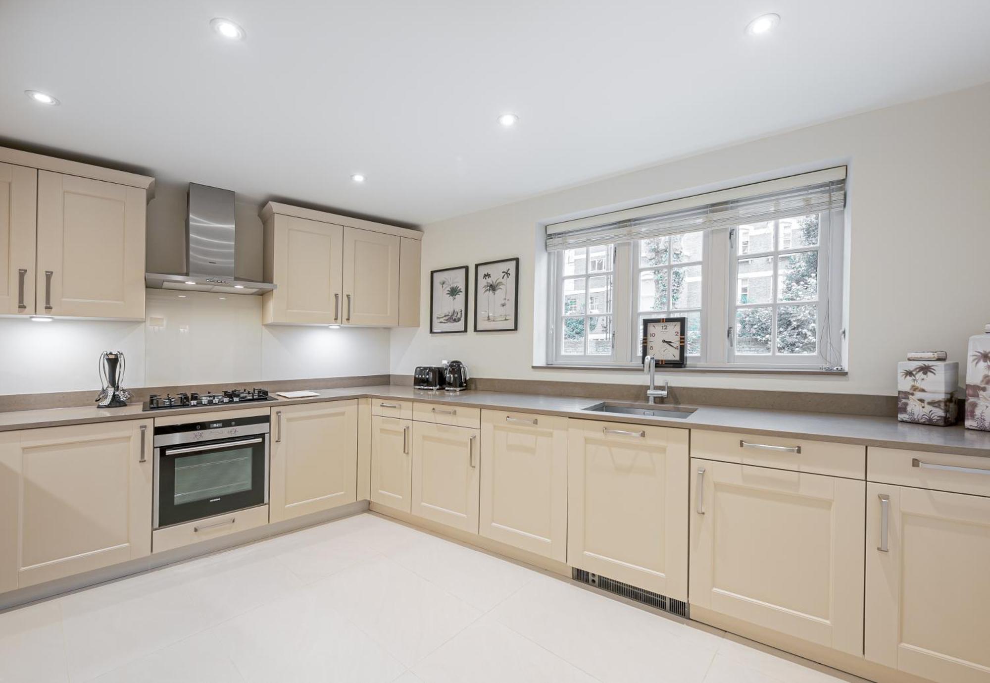 Modern 3 Bedroom Luxury House With Garage In Central Londra Esterno foto